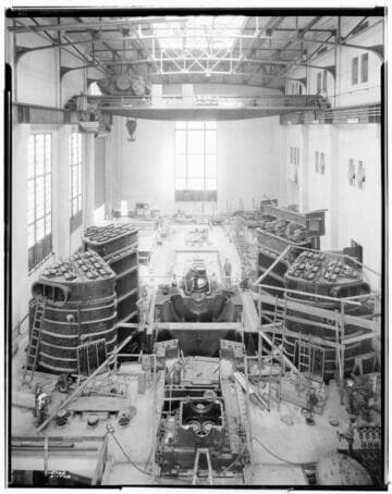 Long Beach Steam Station, Plant #3 - Installing Turbine
