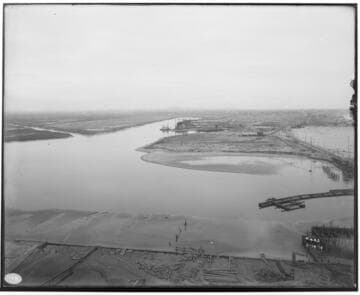 A bird's eye view of the Long Beach Steam Plant and the harbor
