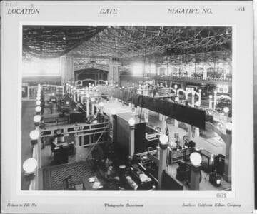 D2.4 - Displays, Fairs