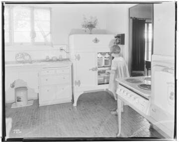 H2.3 - Home Kitchen - Kitchen of Mrs. Irwin, Whittier