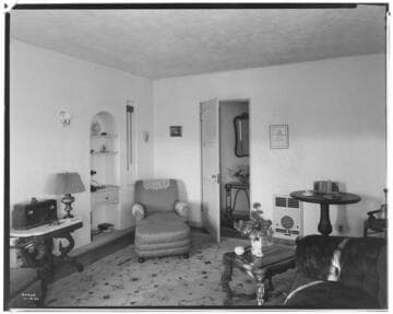 H2.7 - Home Living Room - All Electric Home of Mrs. Fred C. Brown