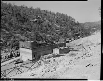 Big Creek Powerhouse #4 under construction