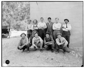 P1.1 - Group Portraits