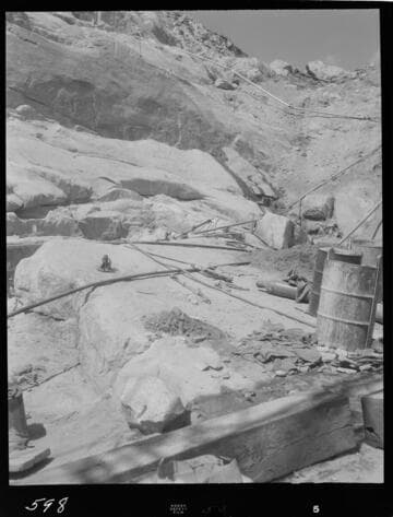 Big Creek - Mammoth Pool - General rock structure on west abutment