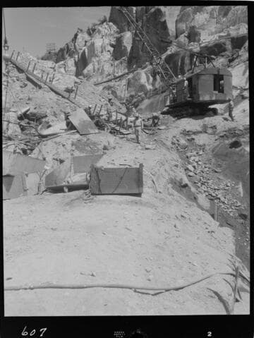 Big Creek - Mammoth Pool - De-watering upstream slope of cutoff trench