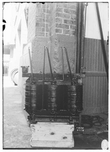 E1.3 - Electric Equipment, Transformers