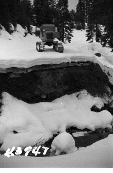 Portal Powerhouse - West from roadway