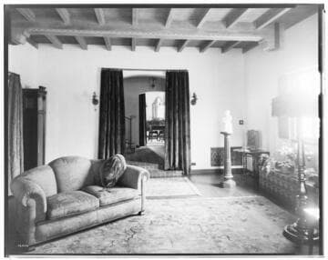 H2.7 - Home Living Room - Air heaters in home of the Moorhouse family