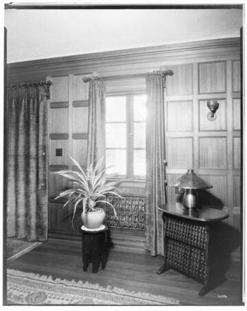 H2.7 - Home Living Room - Air heaters in home of the Moorhouse family