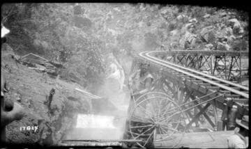 Tule River - Rebuilding Flume Line