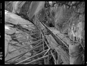 Big Creek - Mammoth Pool - Forming on the east abutment