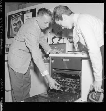 Home Exhibition booth promoting electric cooking