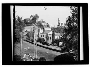 Residence of Deanna Durbin, Hollywood, Cal