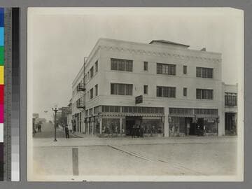 Store on Ocean Front Walk, Venice, California