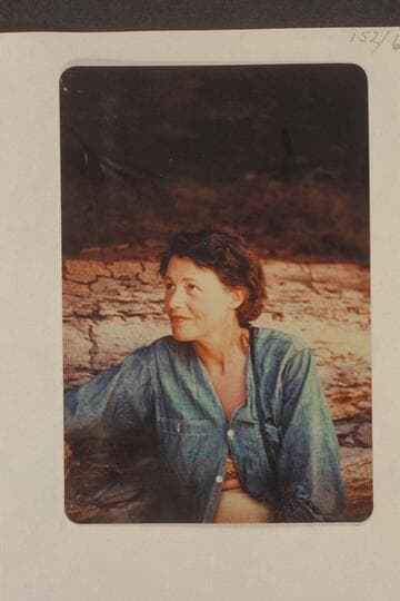 Mary Beckwith, 6611 Haskell Avenue, Van Nuys, California