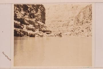 Up to Boulder Narrows