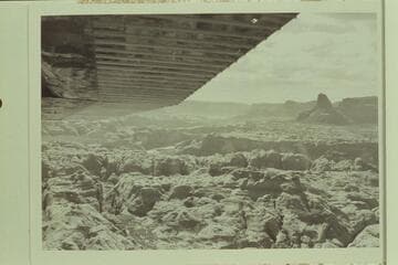 Across lower 73.6 into Glen Canyon