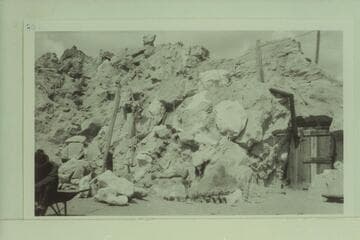 Dinosaur quarry upstream from Jensen, Utah