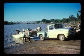 Launching the Powercat; Green River