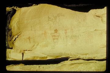 Paintings in Thompson Canyon