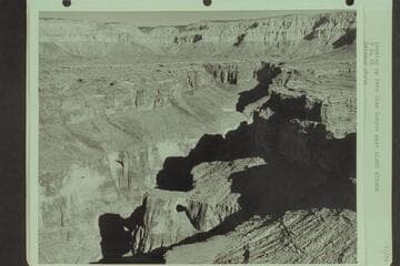 Looking up Fern Glen Canyon past Alamo Window