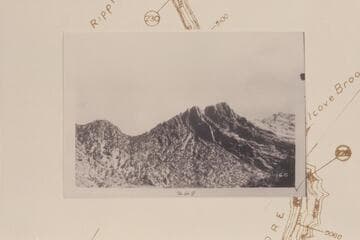 Folded strata at north end of The Blade from about 222.8 Mile Point