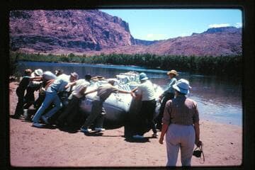 Wrestling Sanderson rig, Lees Ferry