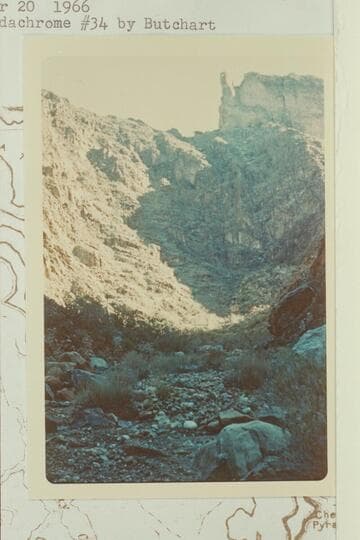 Descent route into Salt Creek from below