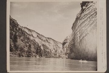 Green River.  Nevills in the "WEN", Horseshoe Canyon