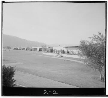 Seven Lakes model house #2