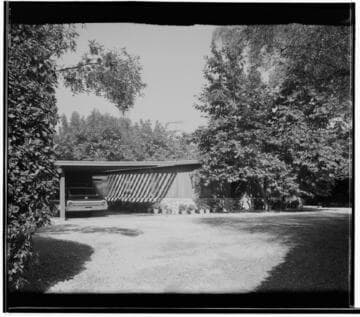 Rex, John and Zola, residence