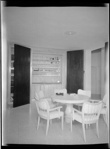 Scott, Roy, residence