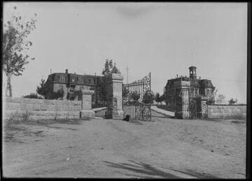 Main gate at the University of Nevada, Reno