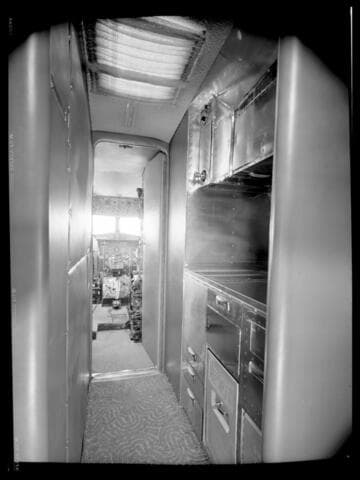 Richardson, Sid W., airplane