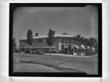 Exterior view of Corrine Griffith Shops, Beverly Drive and Charleville Blvd., Beverly Hills