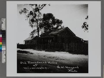 Old abandoned home at Wilmington