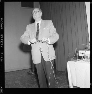 Comparing gas and electric heating applications