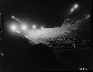 Big Creek - Mammoth Pool - Night operation at the damsite