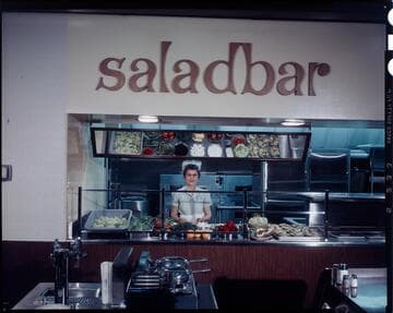 Commercial-industrial customers - Sage's salad bar - interior