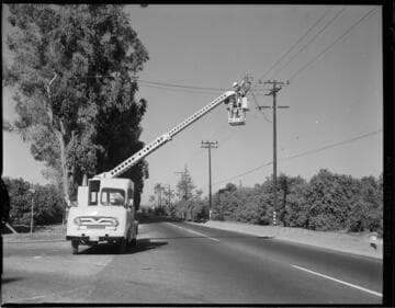 Streetlight placement using a bucket truck