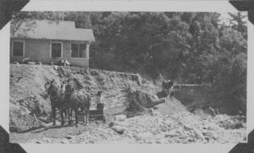 San Gorgonio Hydroelectric.Cottage of Powell F. Helton