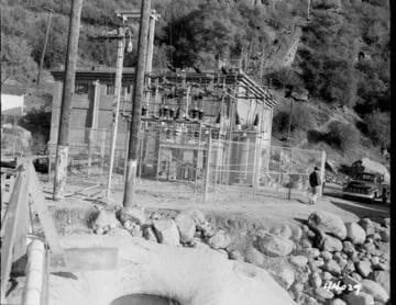 Kaweah Miscellaneous - Flood repair photos - Record photo