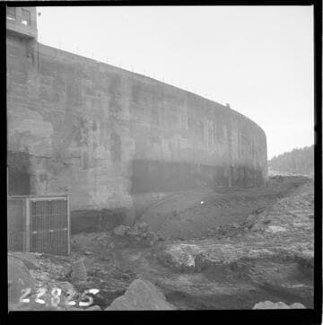 Big Creek, Huntington Lake Dams - Dam 2 Upstream face