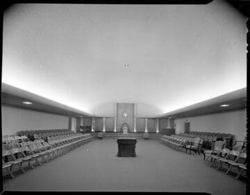 Meeting hall and auditorium