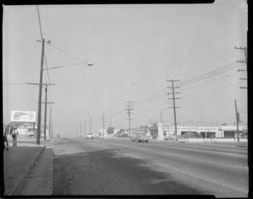 Street lighting at Pomona & East Beverly Blvds