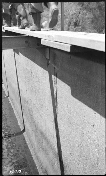 Kern River No. 3 - Typical wall roughness