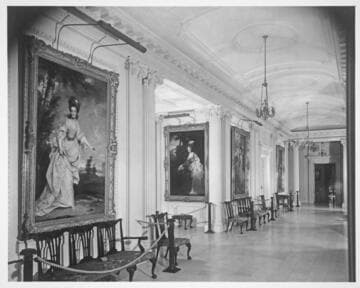 Main hall on the first floor of the Huntington residence
