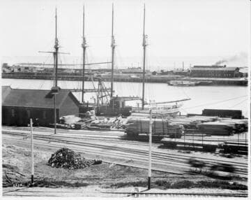 San Pedro waterfront and Terminal Island panorama