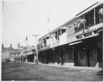 Street in Old Chinatown