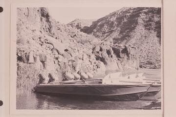 Fleet of three boats in mouth of Tapeats Creek